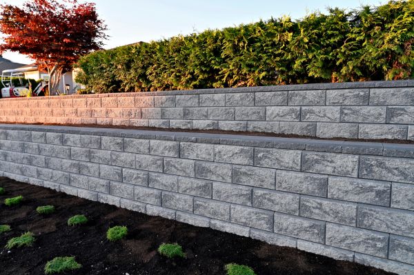 Cost of Concrete Retaining Wall Installation in Marysville