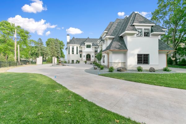 Cost of Concrete Driveway Installation in Marysville